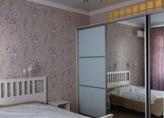 3-комнатная квартира в аренду, 78 м2, Сочи, улица Бытха, 8Г, микрорайон Бытха