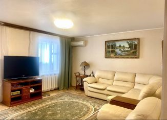 Продам 3-ком. квартиру, 85 м2, Ростов-на-Дону, улица Города Волос, 135/136