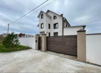 Продаю дом, 304.2 м2, деревня Зинино, улица Рами Гарипова, 27