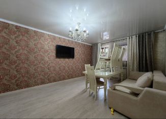 Продам 4-комнатную квартиру, 86 м2, Аксай, улица Платова, 66