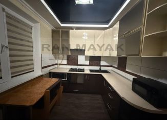 Продаю 1-комнатную квартиру, 37.7 м2, Майкоп, Пионерская улица, 405