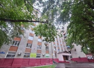 Продаю 5-комнатную квартиру, 13 м2, Тюмень, улица Котовского, 13