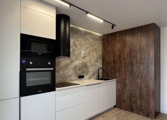 2-ком. квартира на продажу, 67 м2, Саратов, улица имени Академика Н.Н. Семёнова, 17