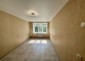 3-ком. квартира на продажу, 34 м2, Сокол, улица 40-летия Октября, 11