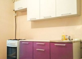 Продам однокомнатную квартиру, 50.6 м2, Ярославль, улица 8 Марта, 18