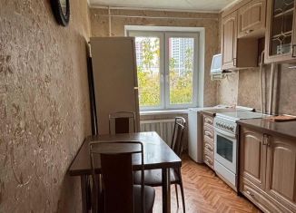 Продаю 2-комнатную квартиру, 43 м2, Республика Башкортостан, улица Красина, 15