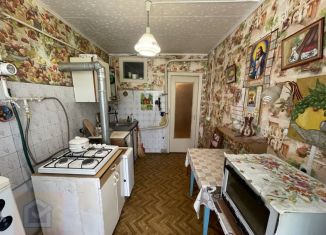 Продам трехкомнатную квартиру, 67.5 м2, Крым, Урожайная улица, 8