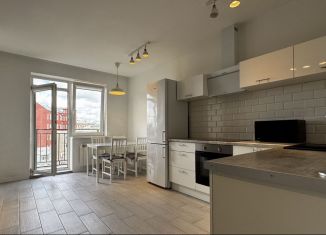 Сдам в аренду 2-ком. квартиру, 77 м2, Санкт-Петербург, Лиговский проспект, 123