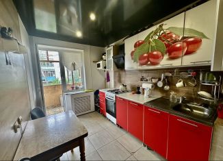 Продам трехкомнатную квартиру, 59 м2, поселок имени Карла Маркса, улица Гагарина, 20