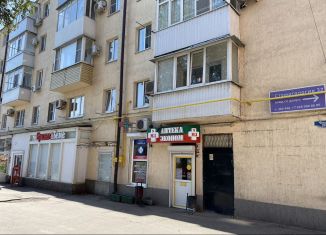 Продажа 1-ком. квартиры, 32 м2, Таганрог, улица Чехова, 269