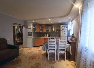 Продается 2-ком. квартира, 58.5 м2, Верхняя Пышма, улица Петрова, 35/7