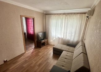 Сдача в аренду 2-комнатной квартиры, 43 м2, Краснодар, улица Димитрова, 118, микрорайон Черемушки