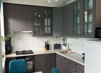 Продажа 2-ком. квартиры, 44 м2, Дзержинск, проспект Чкалова, 14