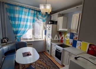 Продается 1-комнатная квартира, 40 м2, Тобольск, 4-й микрорайон, 36