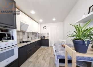 Продажа 2-комнатной квартиры, 66.7 м2, Димитровград, Гвардейская улица, 49