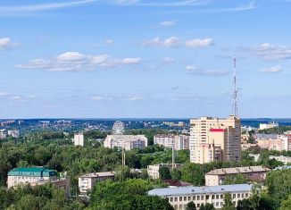 Продается 2-ком. квартира, 67 м2, Смоленск, улица Кирова, 8А