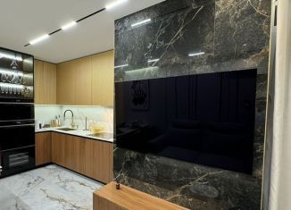 Продажа трехкомнатной квартиры, 50 м2, Сочи, Донская улица, 108А, микрорайон Донская