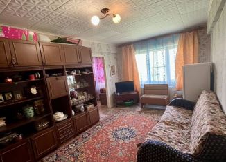 Продам 2-ком. квартиру, 44.8 м2, Ефремов, улица Строителей, 39