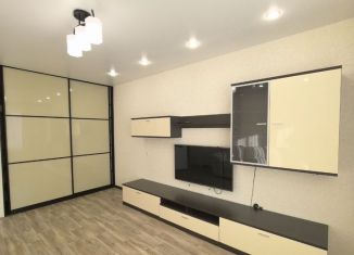 Сдается в аренду 2-ком. квартира, 64 м2, Томская область, Нефтяная улица, 13