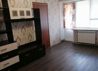 Продам трехкомнатную квартиру, 44.8 м2, посёлок Кирпичного Завода № 1, Клубная улица, 26