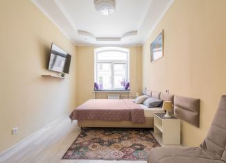 Сдам в аренду двухкомнатную квартиру, 60 м2, Санкт-Петербург, 4-я Советская улица, 26