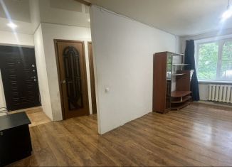 Продаю 2-ком. квартиру, 47 м2, Таганрог, улица Дзержинского