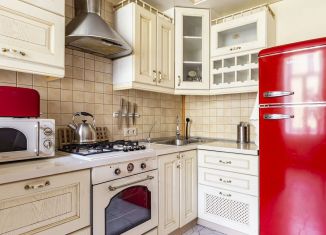 Сдаю трехкомнатную квартиру, 80 м2, Санкт-Петербург, Литейный проспект, 58