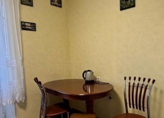 Сдача в аренду 2-комнатной квартиры, 70 м2, Старый Оскол, микрорайон Восточный, 45