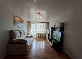 Продается однокомнатная квартира, 30.6 м2, Бор, улица Рослякова, 12