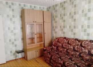 Сдаю 2-ком. квартиру, 50 м2, Салават, Октябрьская улица, 64