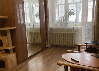 Продаю 3-комнатную квартиру, 60.1 м2, Березники, улица Мира, 32