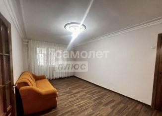 Продам 2-ком. квартиру, 70 м2, Дербент, улица Генриха Гасанова, 4