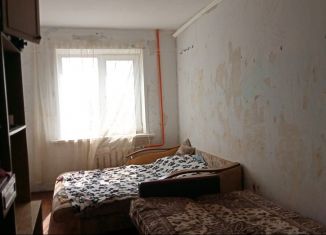 Продажа 3-комнатной квартиры, 57.2 м2, поселок городского типа Стройкерамика, улица Дружбы, 5