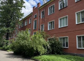 Продам трехкомнатную квартиру, 56 м2, Серпухов, Текстильная улица, 4