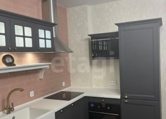 Продаю 1-ком. квартиру, 48.5 м2, Тюмень, улица 50 лет Октября, 75к1, ЖК Славутич