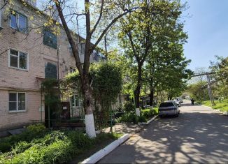 Продам 3-ком. квартиру, 54.6 м2, Лабинск, улица Мира, 211/4