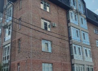 Продам 2-ком. квартиру, 70.4 м2, Воронеж, улица Ушинского, 20