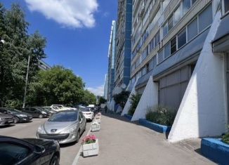 Продаю 2-ком. квартиру, 57.4 м2, Москва, Тарусская улица, 18к2