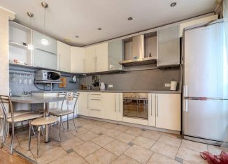 Сдам двухкомнатную квартиру, 65 м2, Краснодар, Ставропольская улица, 336/6, микрорайон Черемушки