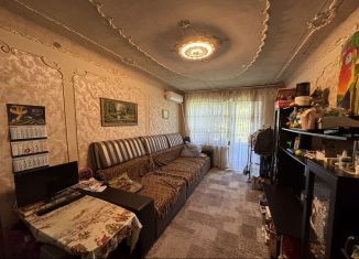 Продам 3-ком. квартиру, 60 м2, Таганрог, Большой проспект, 46