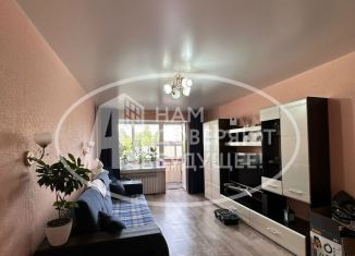 Продаю двухкомнатную квартиру, 50.2 м2, Чусовой, улица 50 лет ВЛКСМ, 2Б