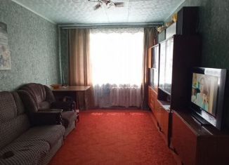 Продаю 3-ком. квартиру, 61.1 м2, Россошь, Октябрьская площадь, 72А