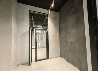 Продаю двухкомнатную квартиру, 64.8 м2, Воронеж, улица Урицкого, 137