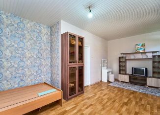 Трехкомнатная квартира на продажу, 88 м2, Краснодар, улица Коммунаров, 92, микрорайон Центральный