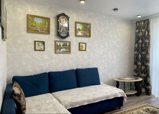 Продаю 2-ком. квартиру, 45 м2, Краснодар, улица Володарского, 10А, микрорайон Центральный