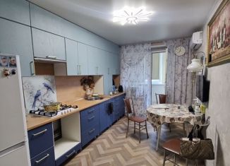 Продам 2-ком. квартиру, 61.5 м2, Лиски, улица Трудовые Резервы, 101