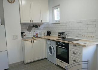 2-ком. квартира в аренду, 26 м2, Сочи, улица Кошевого, 3/2, микрорайон Соболевка