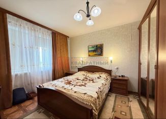 Продам двухкомнатную квартиру, 53 м2, Старый Оскол, микрорайон Жукова, 51