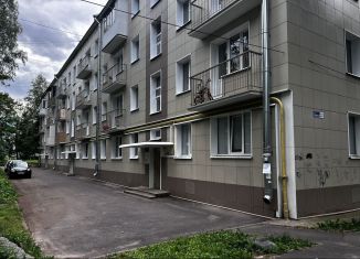 Сдаю двухкомнатную квартиру, 44 м2, Гатчина, Соборная улица, 22