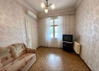 Сдам двухкомнатную квартиру, 46 м2, Туапсе, улица Карла Маркса, 20/13